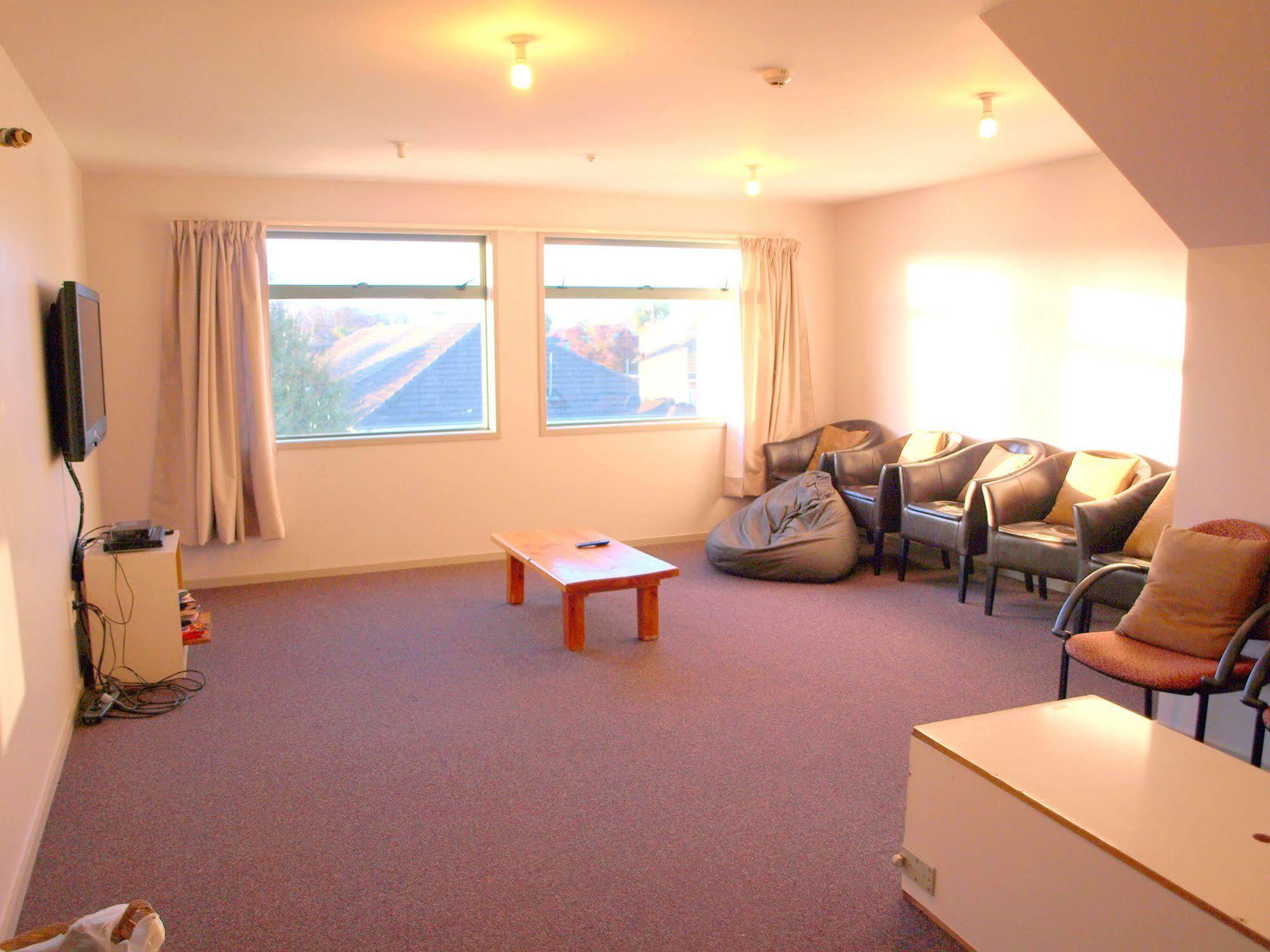 Kiwi House Hostel Christchurch Dış mekan fotoğraf